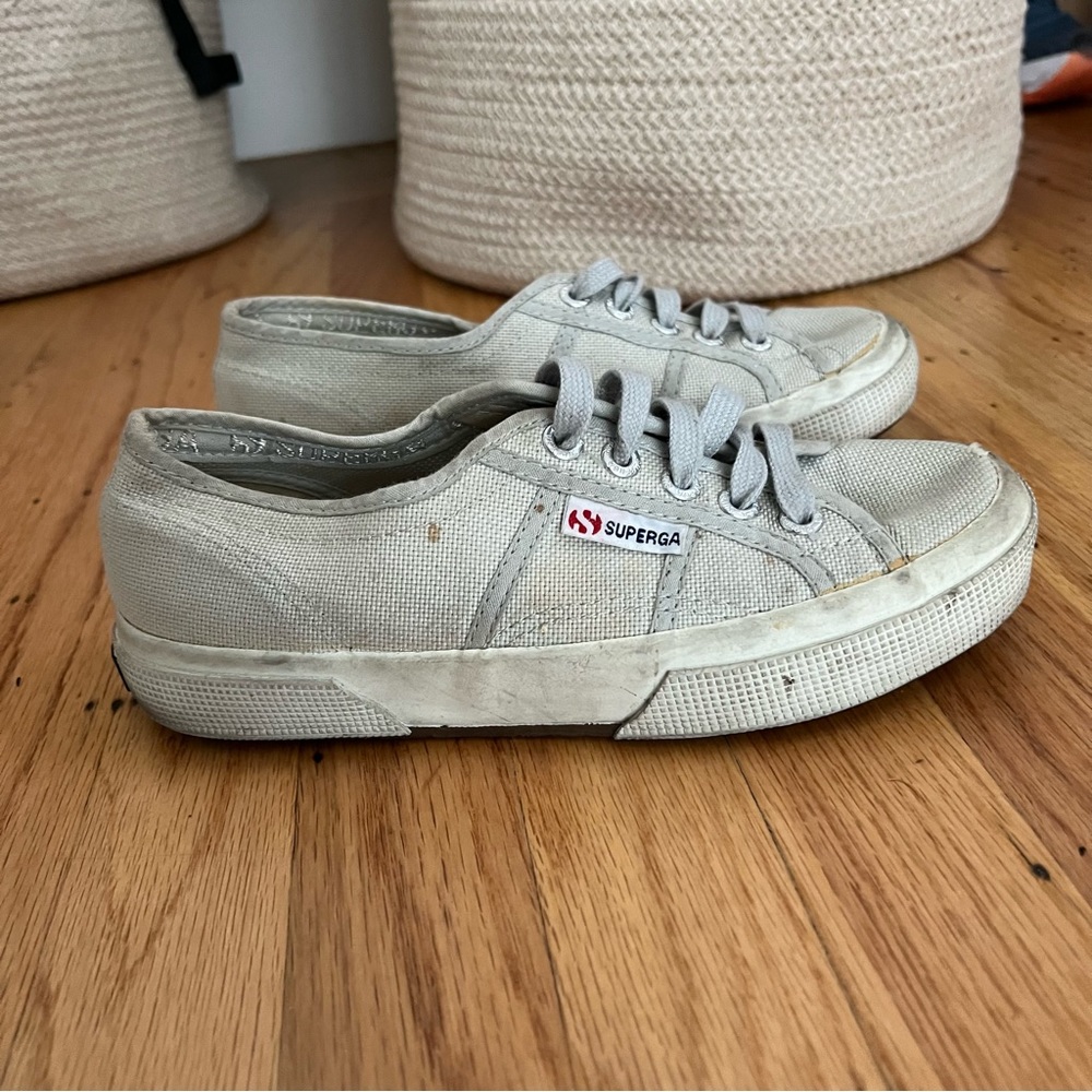 Superga sneakers size 5.5